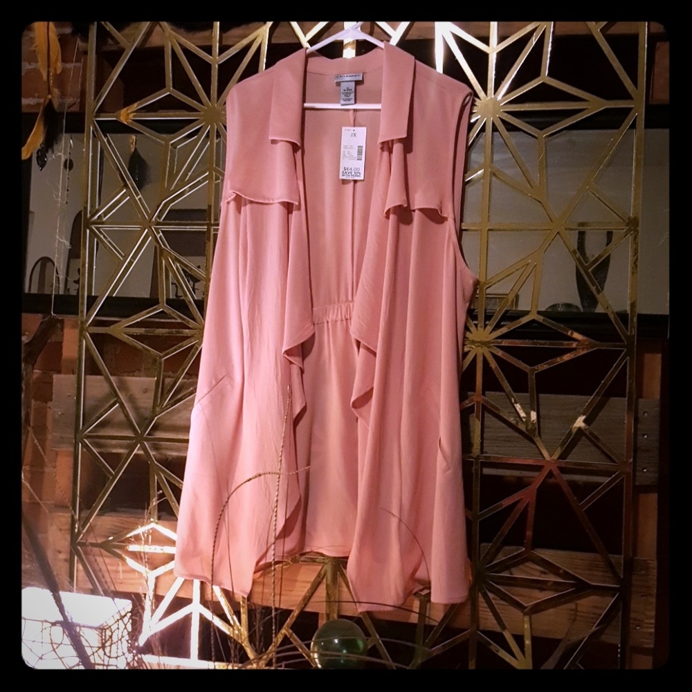 Dark pastel pink sleeveless jacket